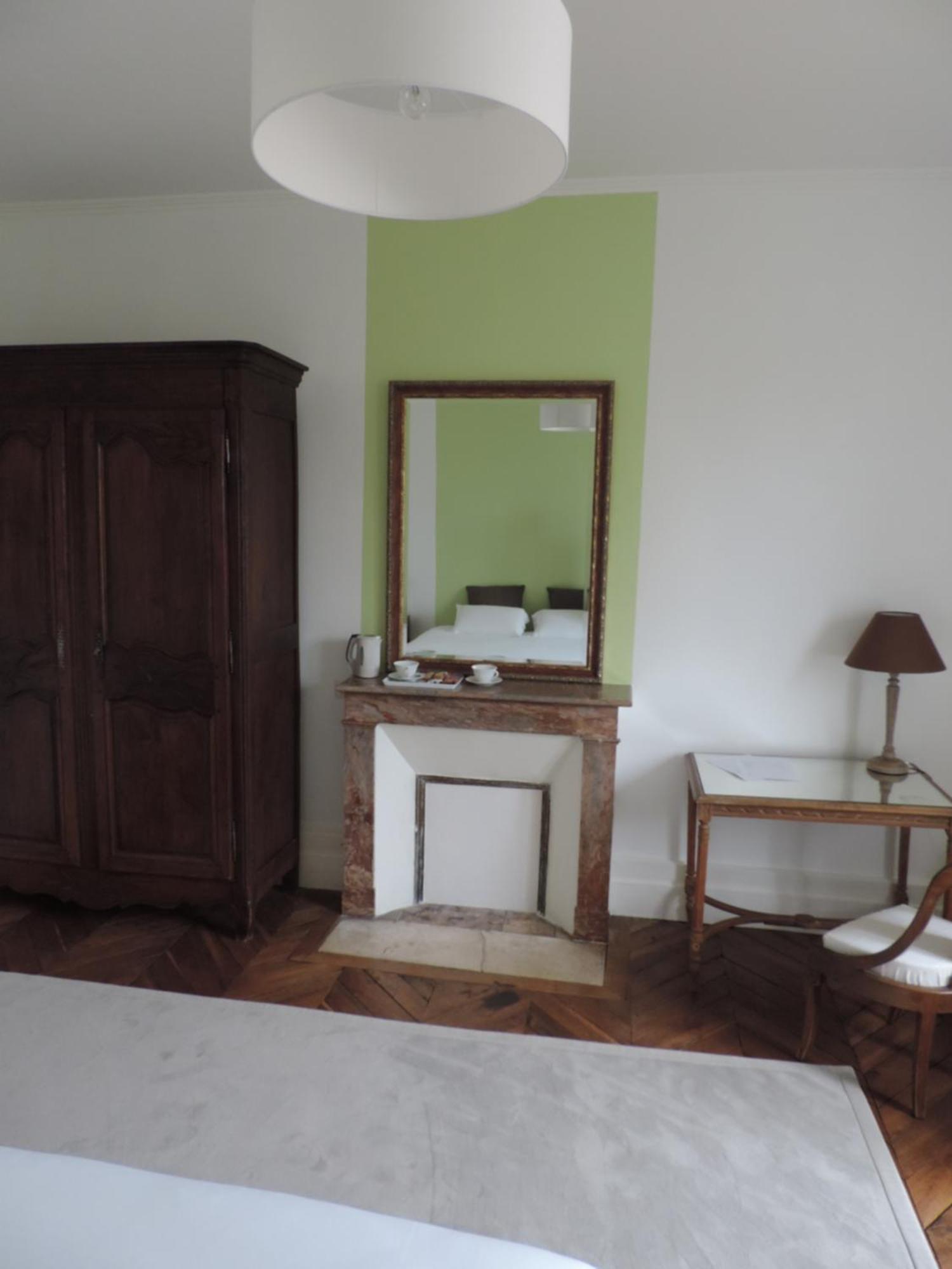 Cedre Et Charme Panzió Saint-Branchs Kültér fotó