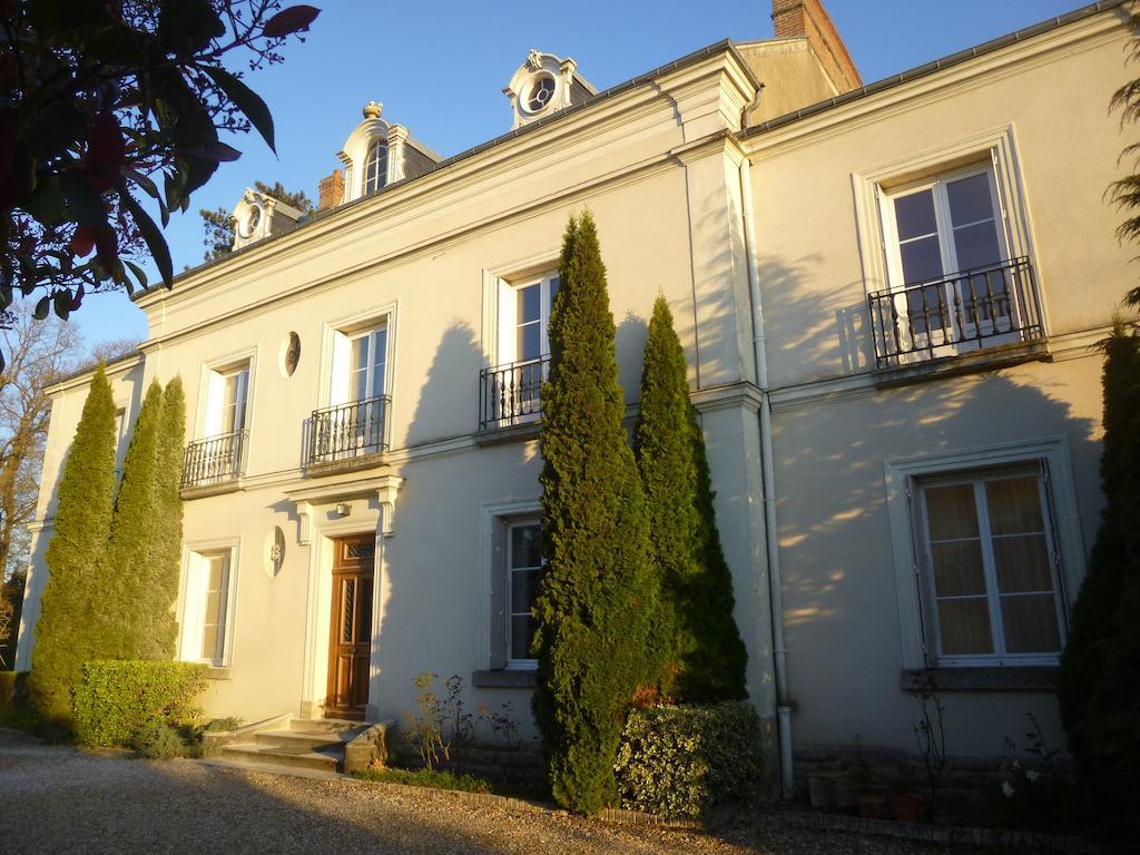 Cedre Et Charme Panzió Saint-Branchs Kültér fotó