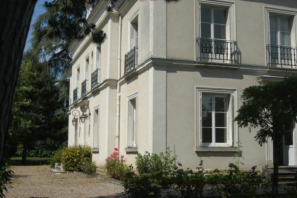 Cedre Et Charme Panzió Saint-Branchs Kültér fotó